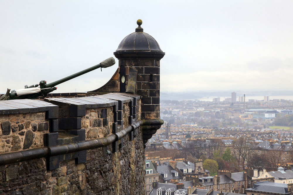 The One O'Clock Gun at Edinburgh Castle