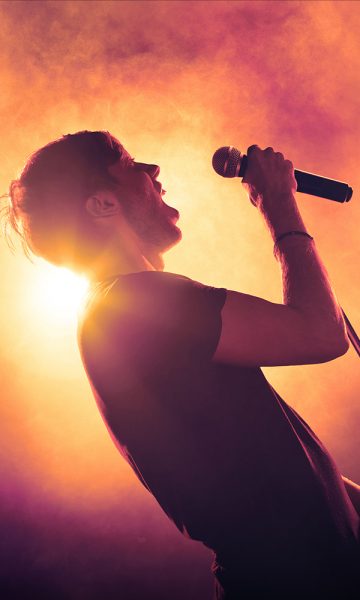 A rock singer singing