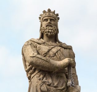 Close up of Robert The Bruce Statue in Stirling