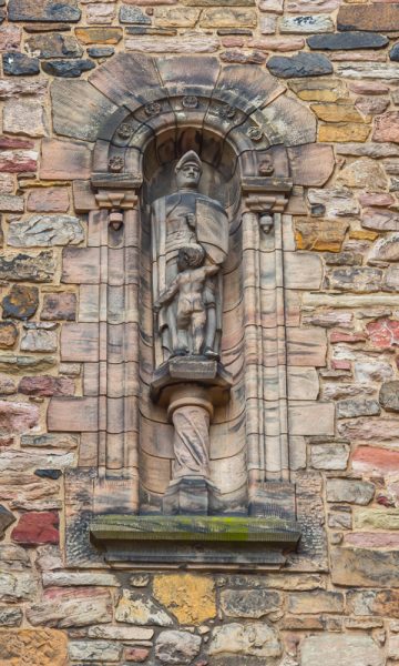 Statue on exterior wall of Scottish National War Memorial