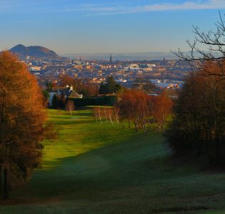 A cityscape view of Edinburgh and Arthur’s Seat from Corstorphine Hill