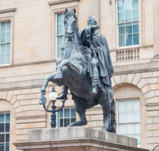 Duke of Wellington statue outside New Register House in Edinburgh